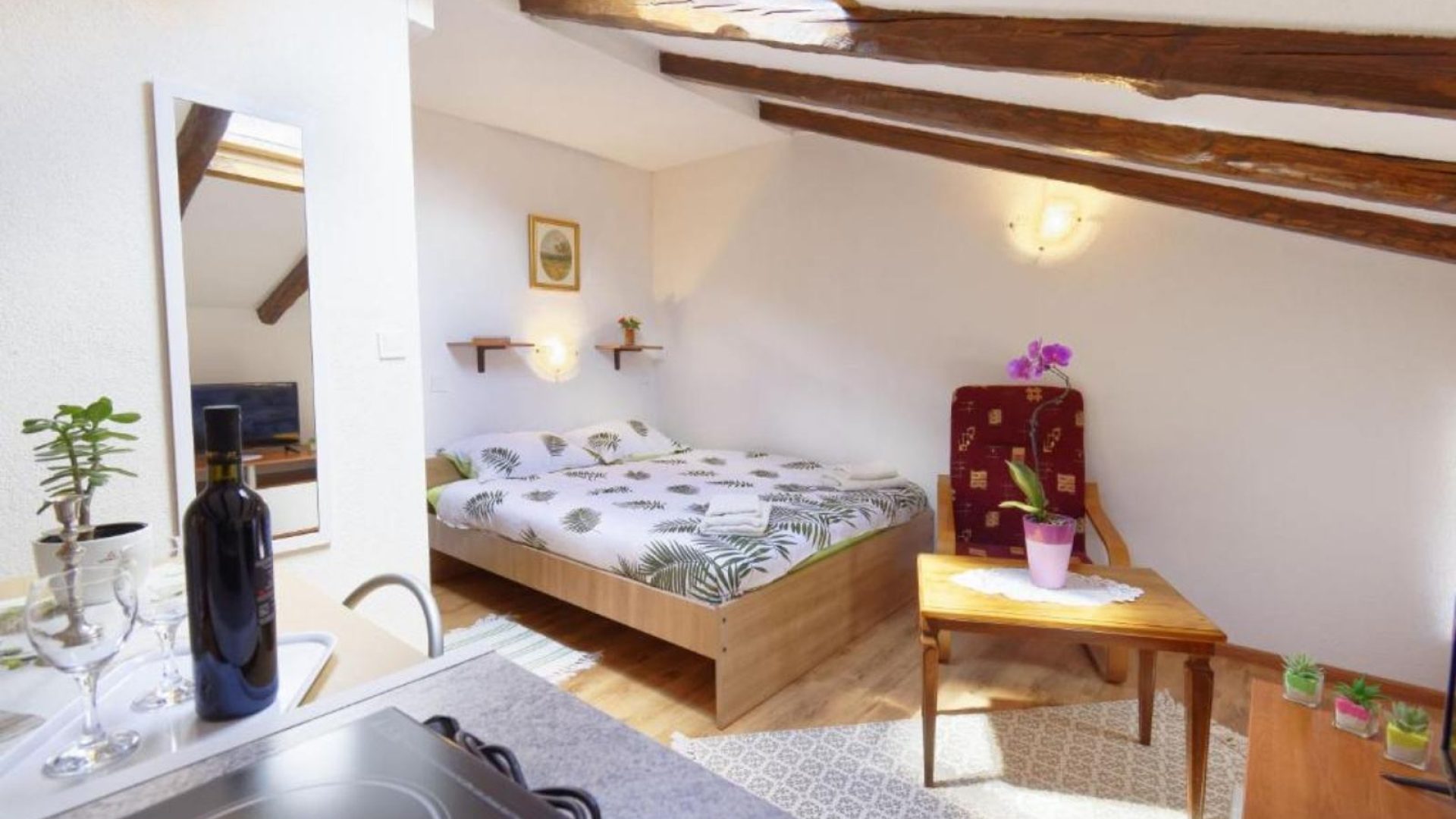 istra-momjan-kuca-centru-3-stana-slika-260135634