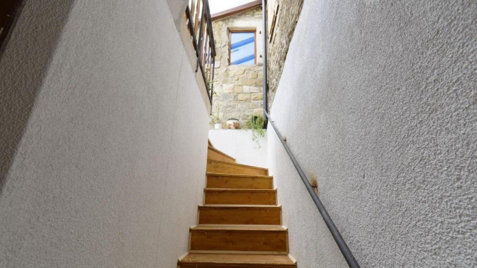 istra-momjan-kuca-centru-3-stana-slika-260135695